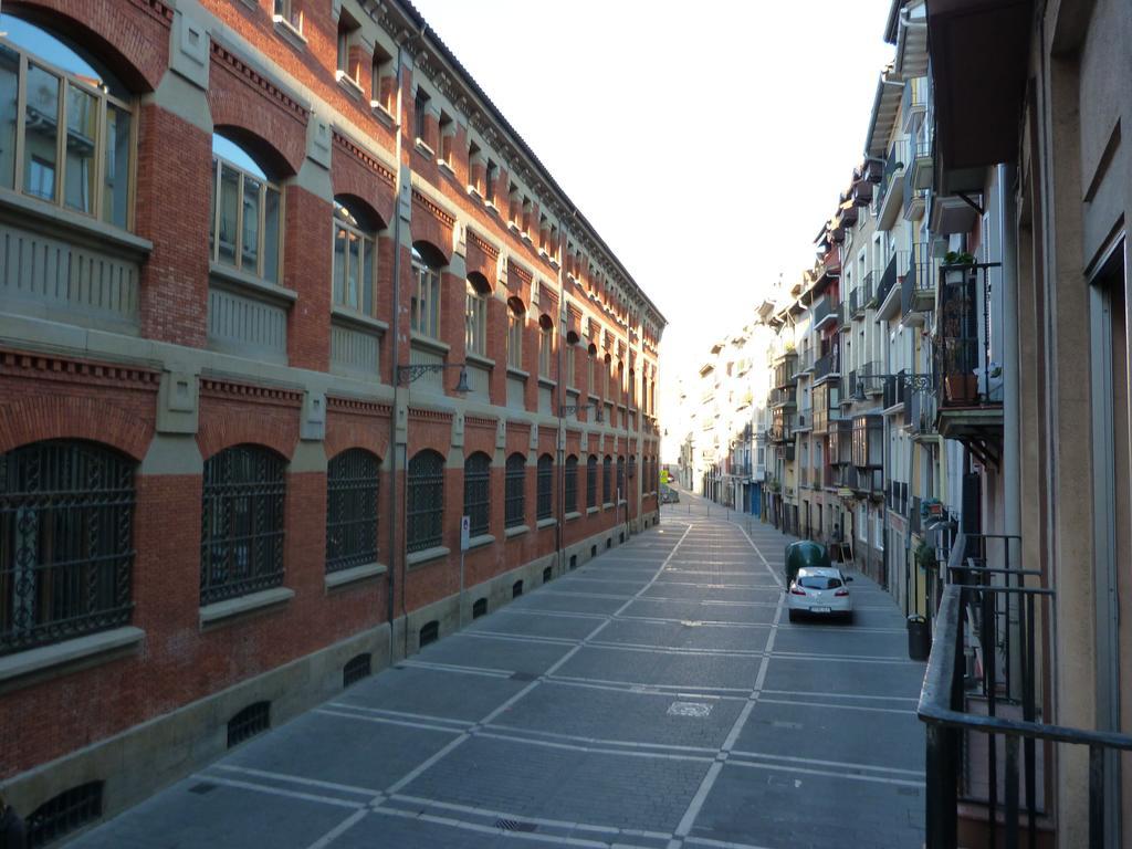Apartamento Berria Pamplona Luaran gambar